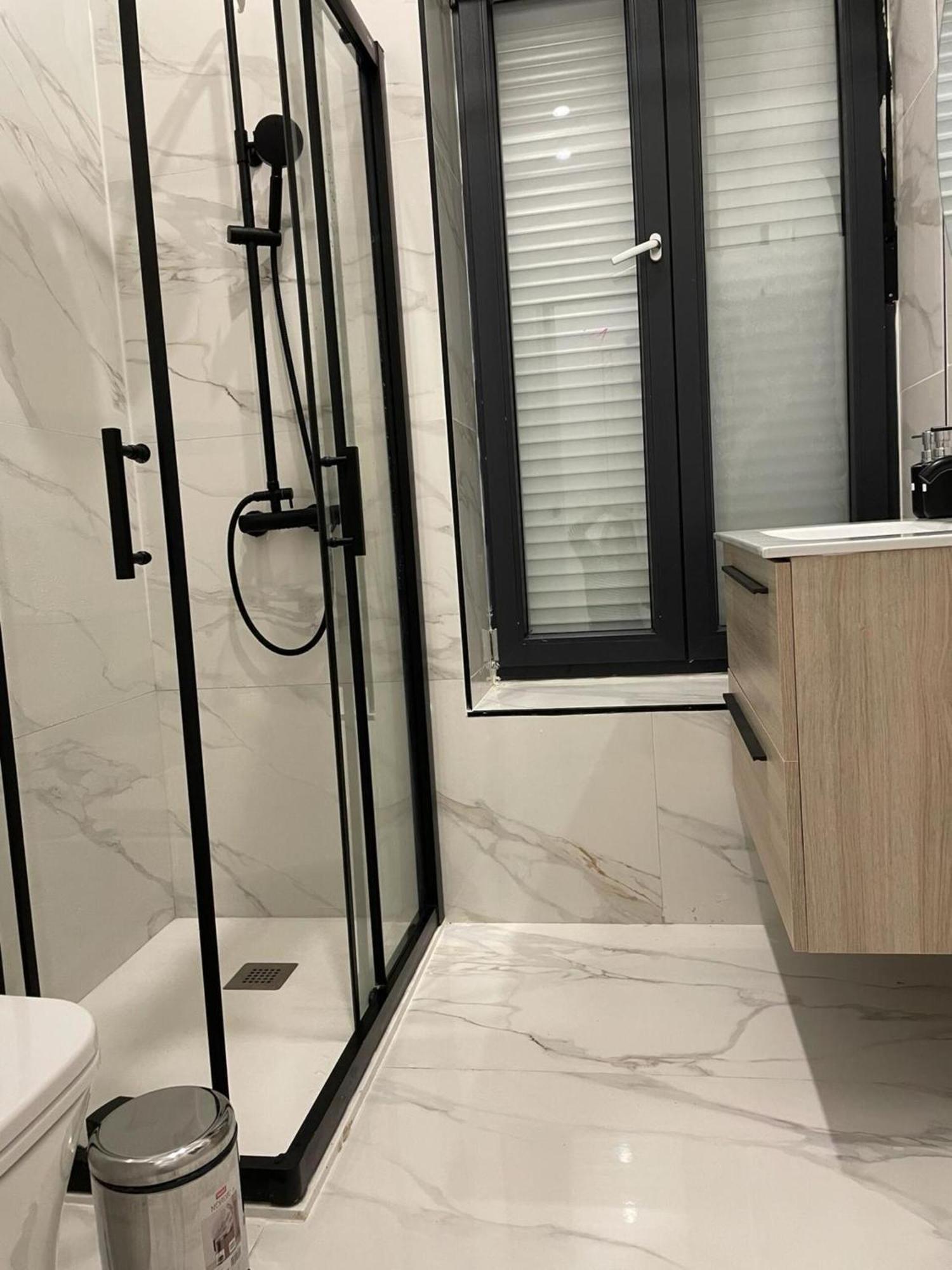 U1 Ap Nuevo, Bien Comunicado Madrid Centro Apartment Luaran gambar