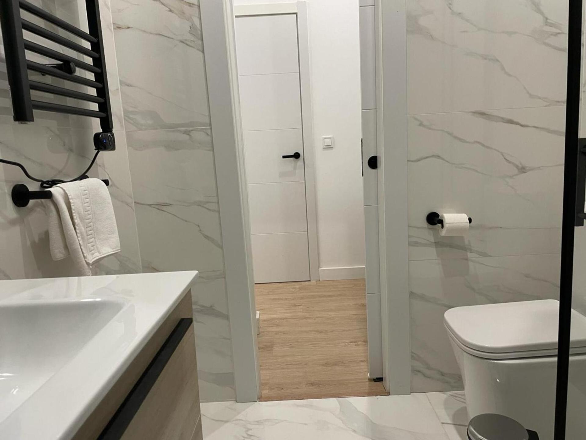 U1 Ap Nuevo, Bien Comunicado Madrid Centro Apartment Luaran gambar