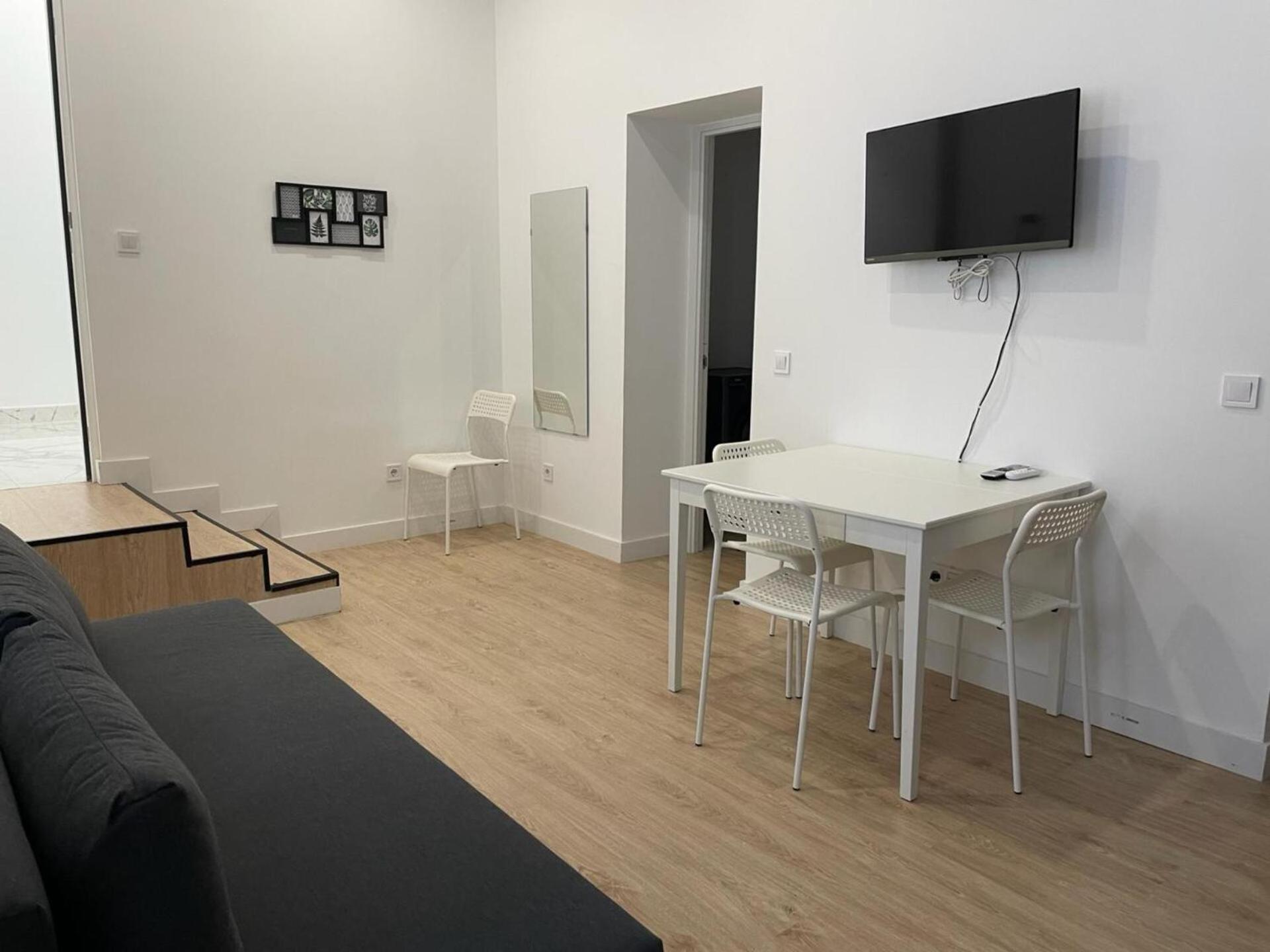 U1 Ap Nuevo, Bien Comunicado Madrid Centro Apartment Luaran gambar